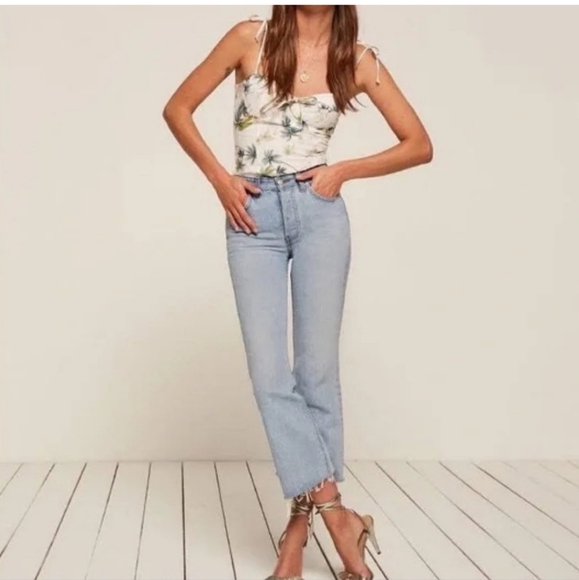 Reformation Mid-Rise Crop Flare Jeans In Sky Blue Size 25 - Picture 4 of 14